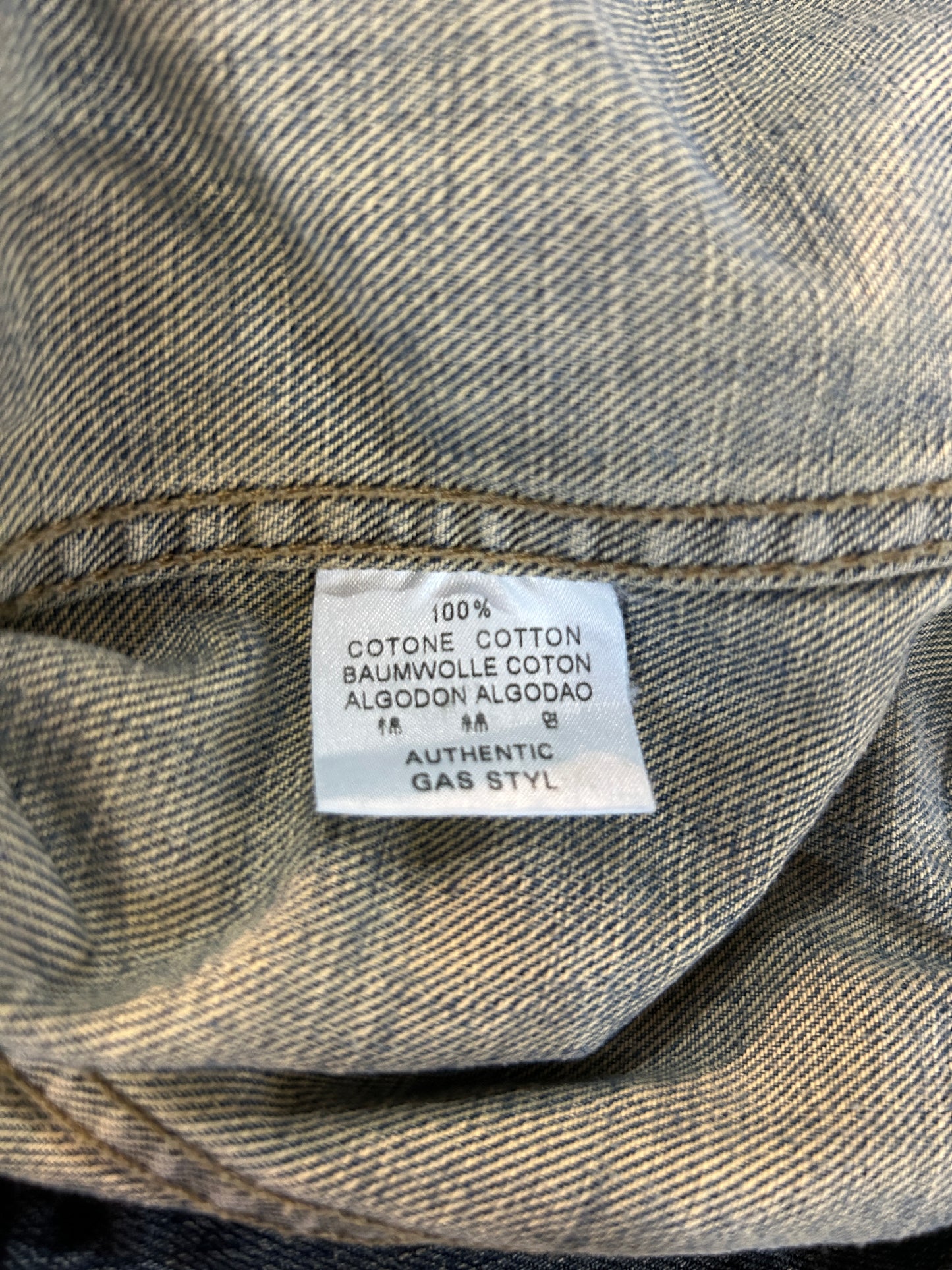 Chaqueta vaquera GAS Talla M – Denim auténtico, estilo atemporal