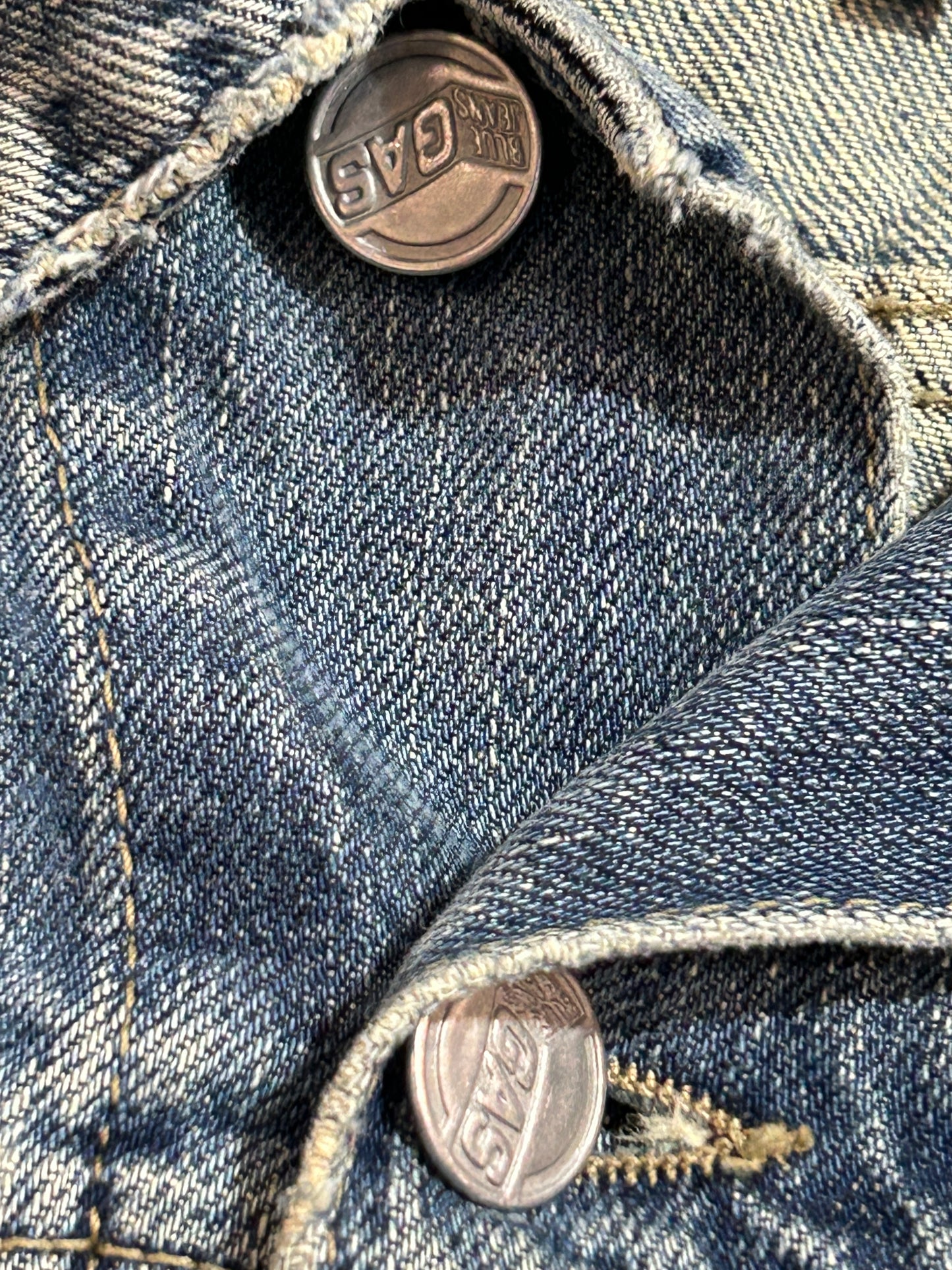 Chaqueta vaquera GAS Talla M – Denim auténtico, estilo atemporal