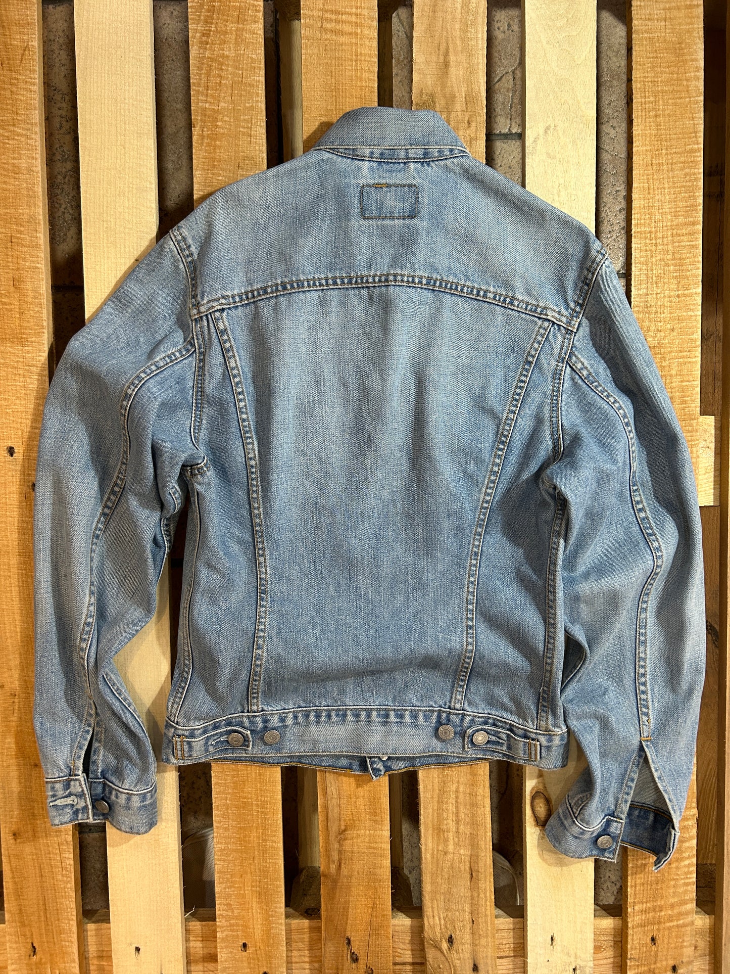 Levi’s Trucker 70500 (año 2000) – Talla M – Made in Túnez
