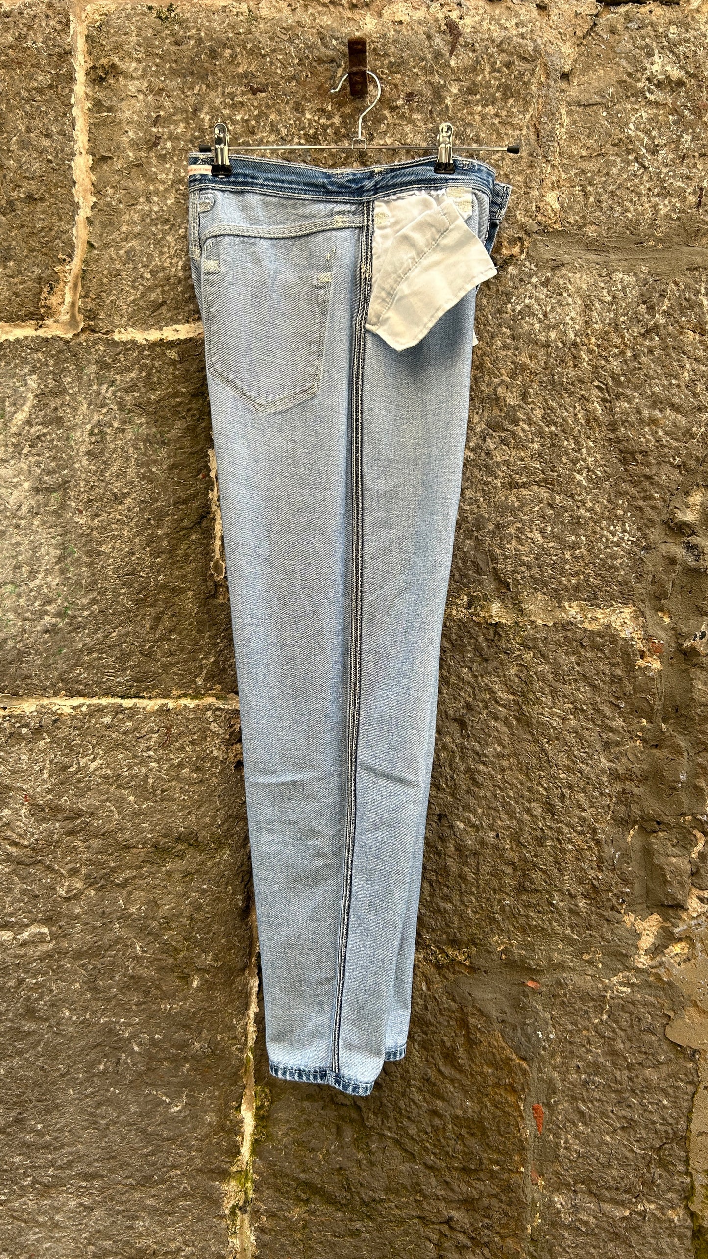 Levi’s RED High Loose Taper W26 – Iconic Avant-Garde Denim