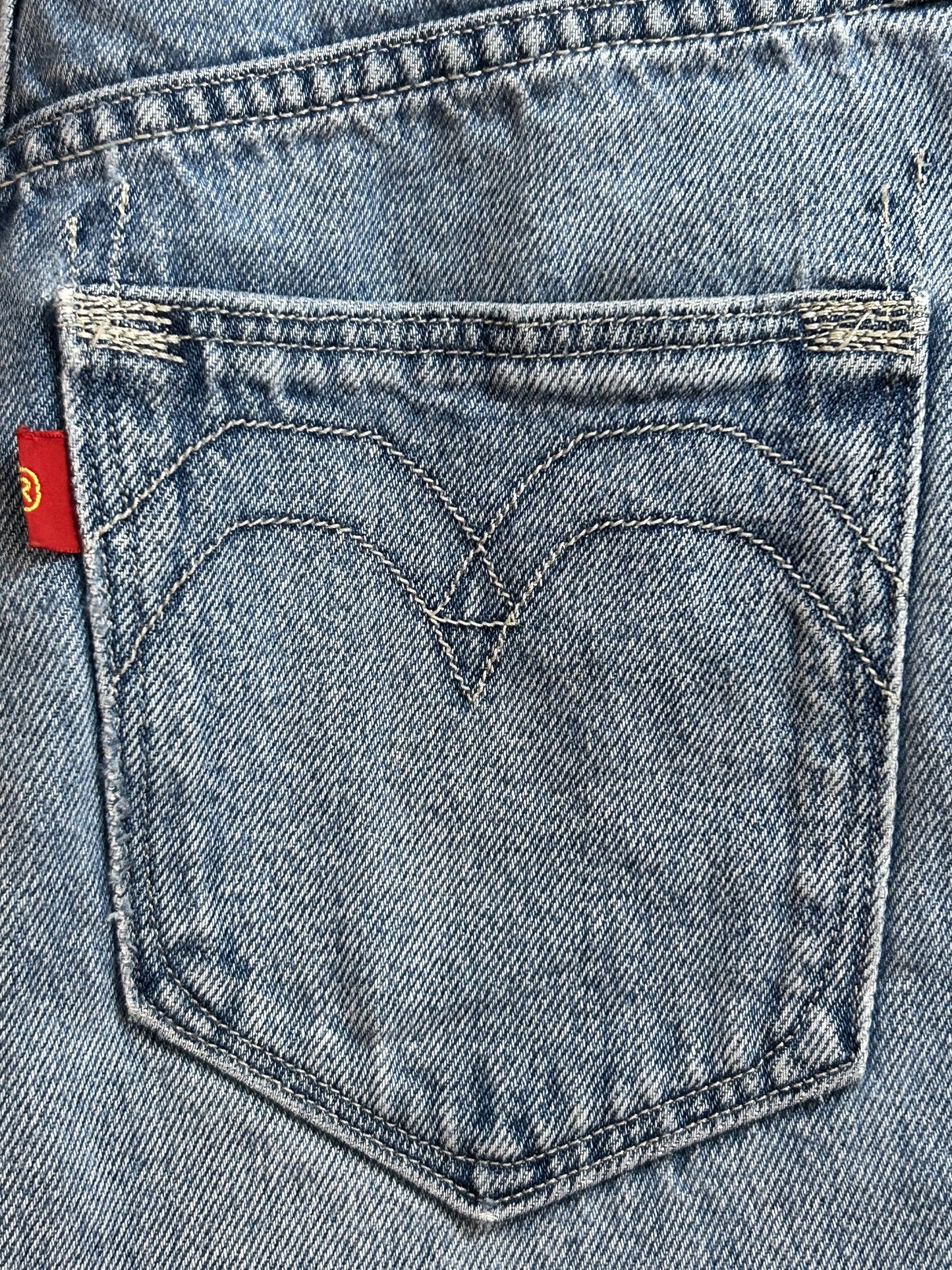 Levi’s RED High Loose Taper W26 – Iconic Avant-Garde Denim