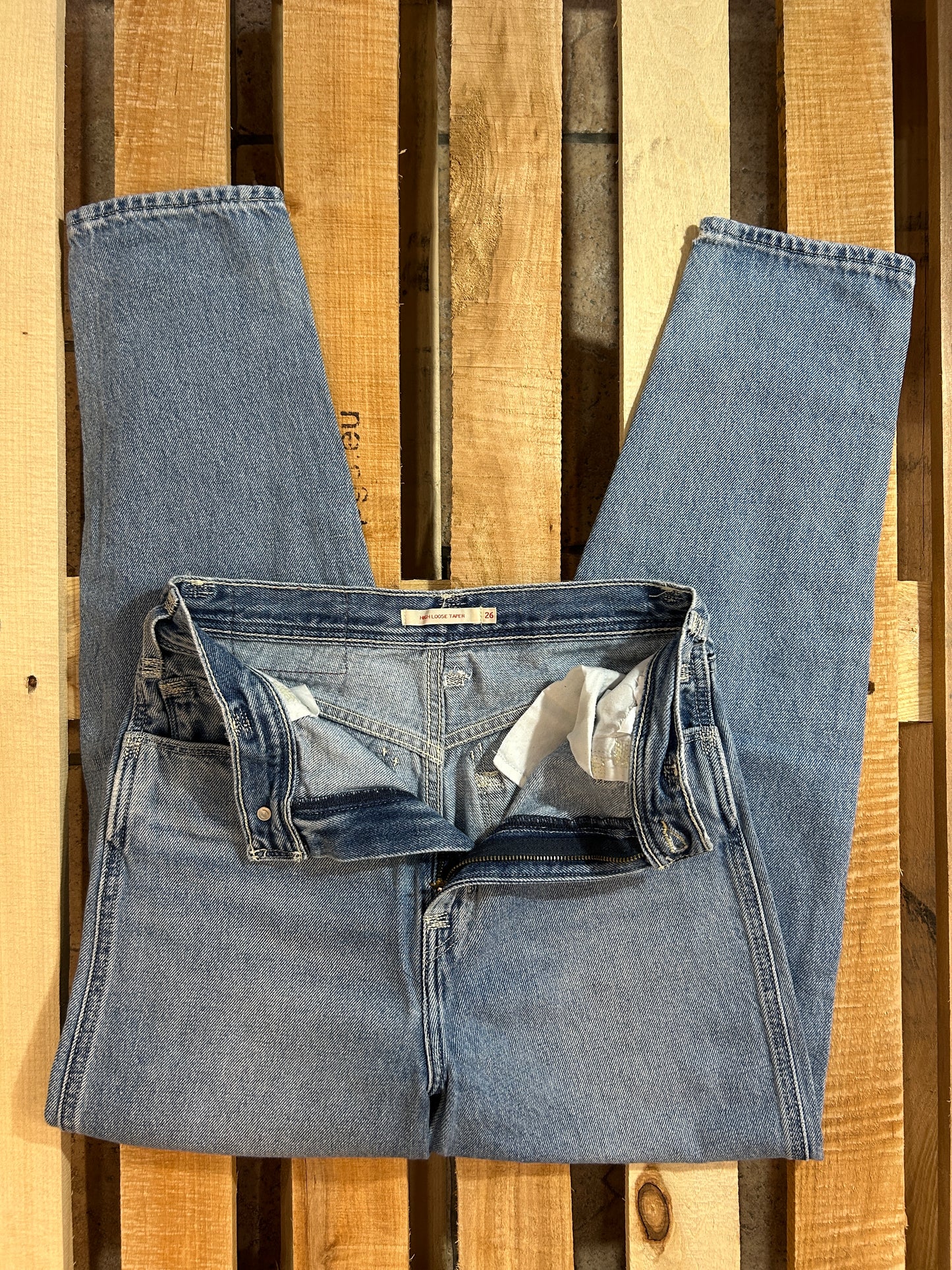 Levi’s RED High Loose Taper W26 – Iconic Avant-Garde Denim