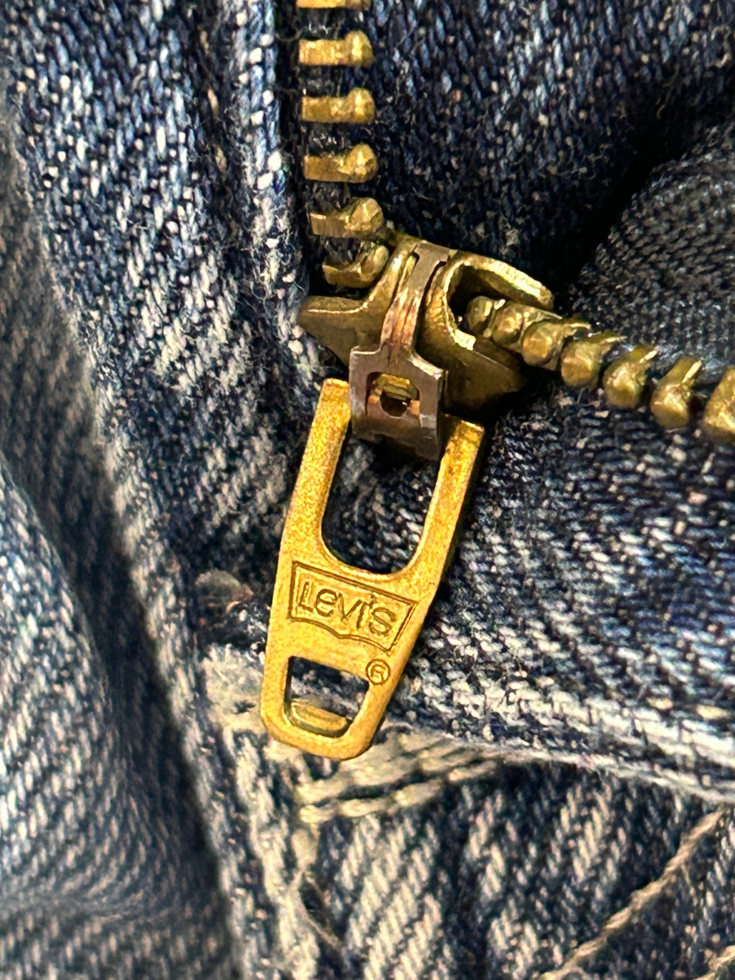 Levi’s RED High Loose Taper W26 – Iconic Avant-Garde Denim