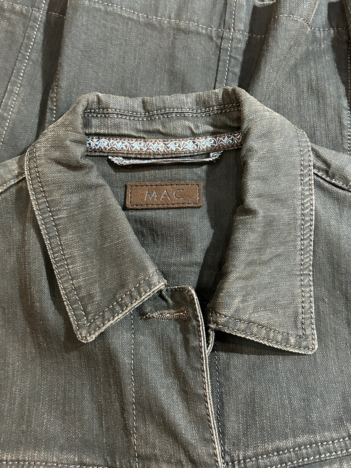 Chaqueta MAC Jeans Jana Chic Talla 42 – Estilo utilitario y sofisticación alemana