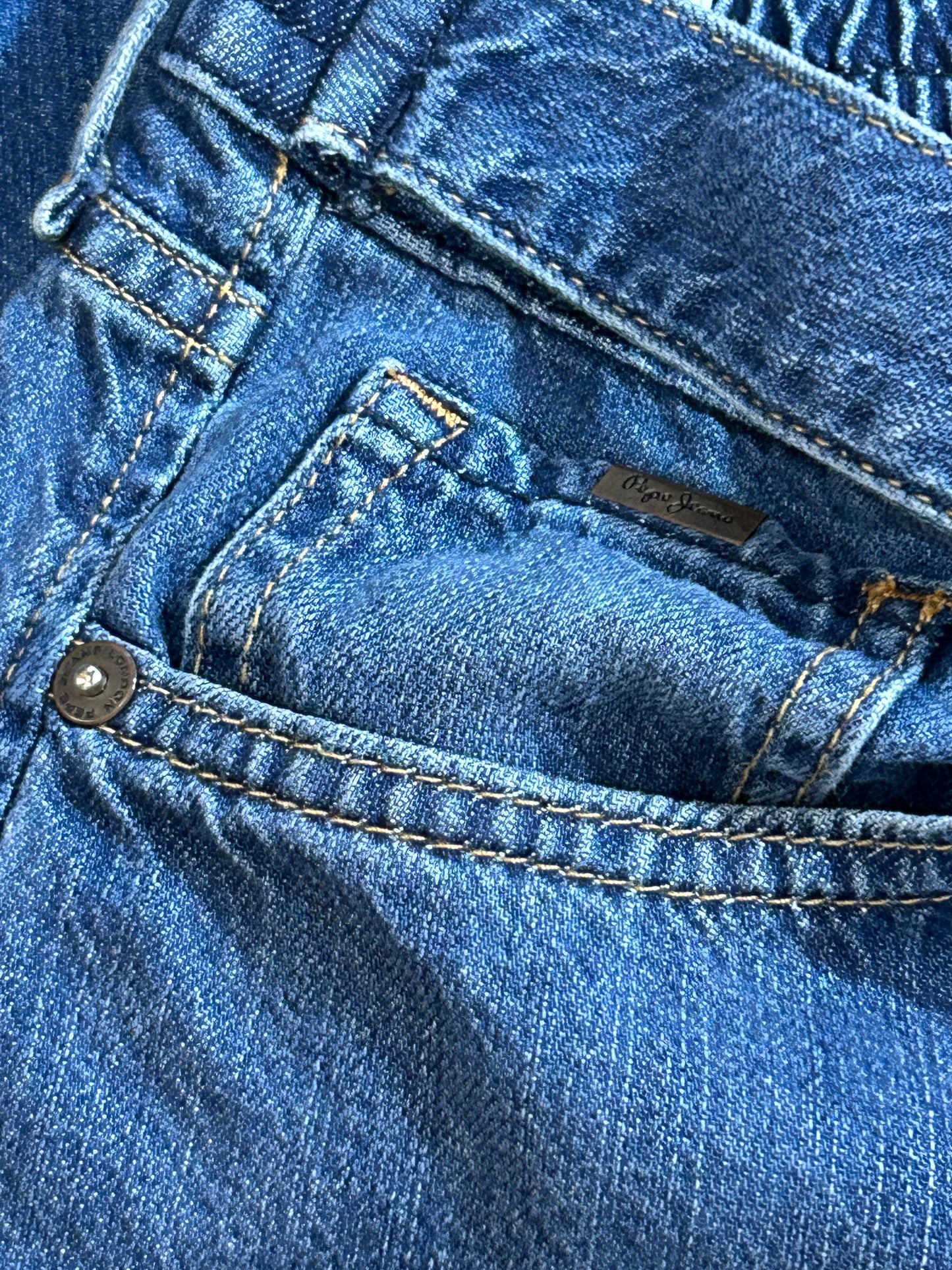 Pepe Jeans Wide Leg W34 – Denim ancho, estilo y comodidad / Pepe Jeans Wide Leg W34 – Wide-Leg Denim, Style & Comfort