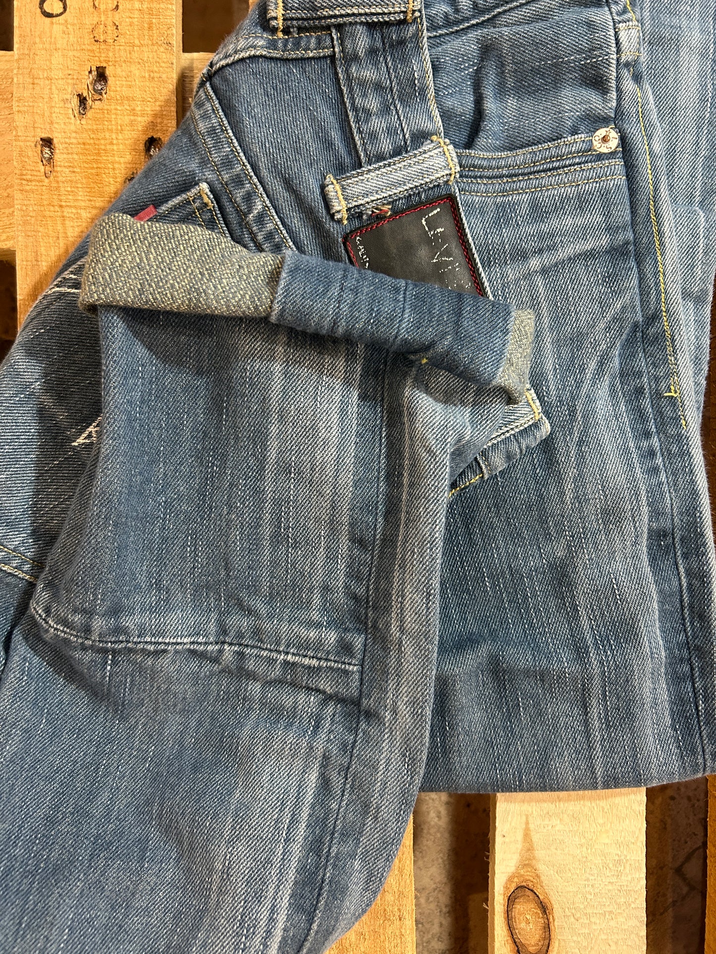Levi’s RED 2004 – Made in Croatia – W27