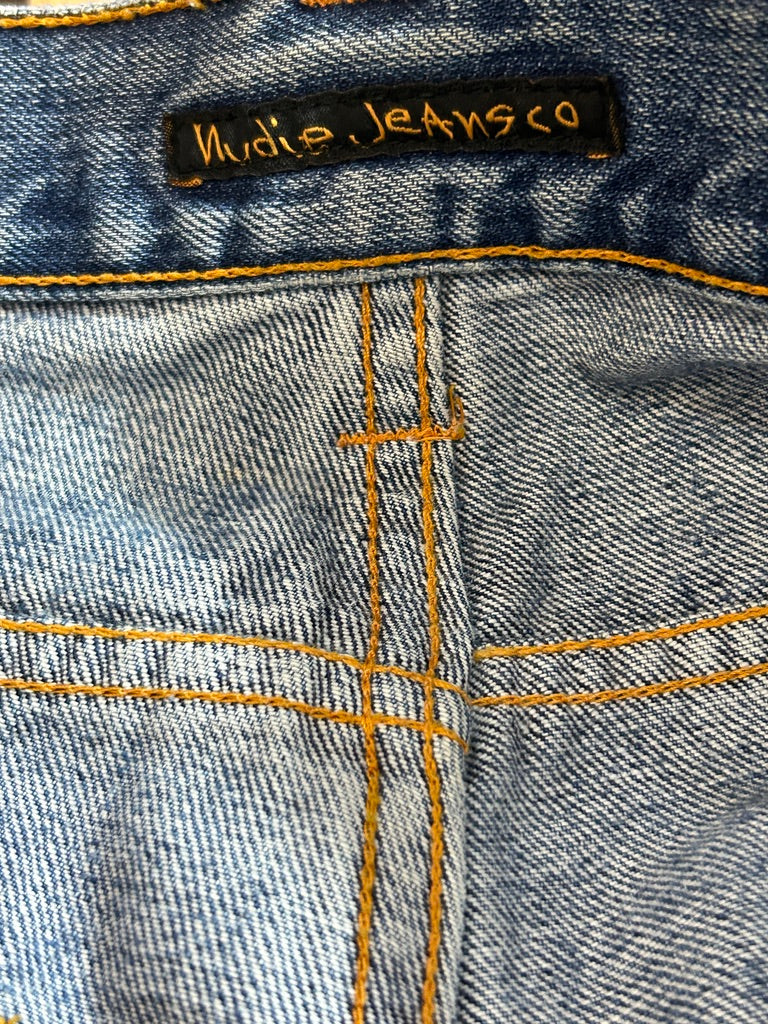Nudie Jeans Average Joe W32 – Denim con Alma y Personalidad