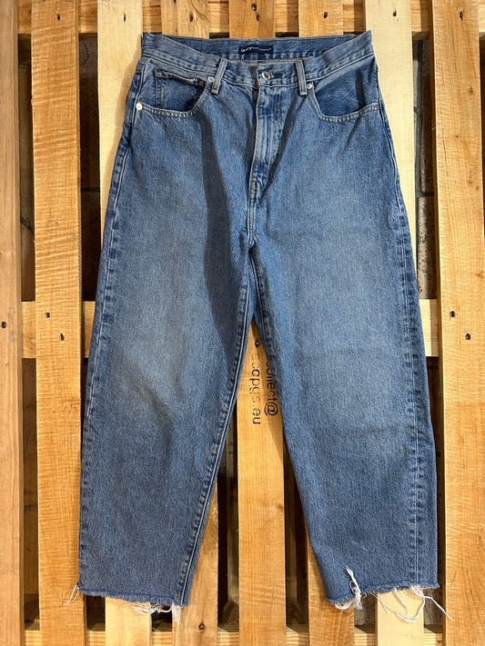 Levis Made & Crafted Barrel Crop Raw Hem W26